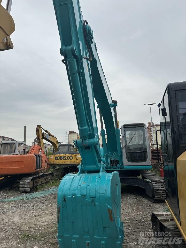 Kobelco SK 200 Paletli ekskavatörler