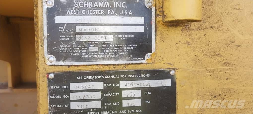  Schramm T450 RC Sondaj kuleleri