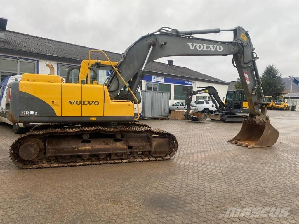 Volvo EC 180 B LC Paletli ekskavatörler