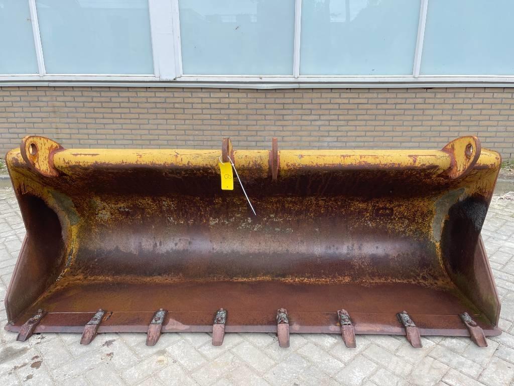 CAT Backhoe bucket Kovalar