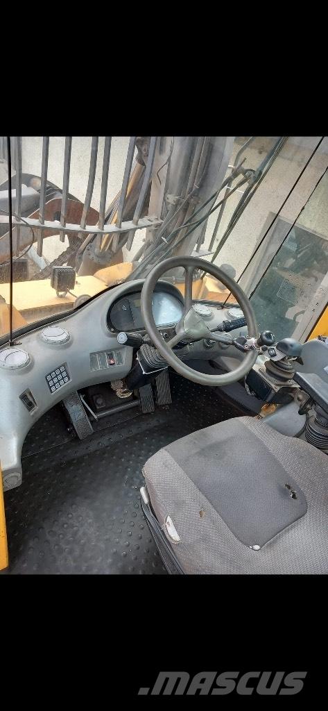 Volvo L 180 E Tekerlekli yükleyiciler