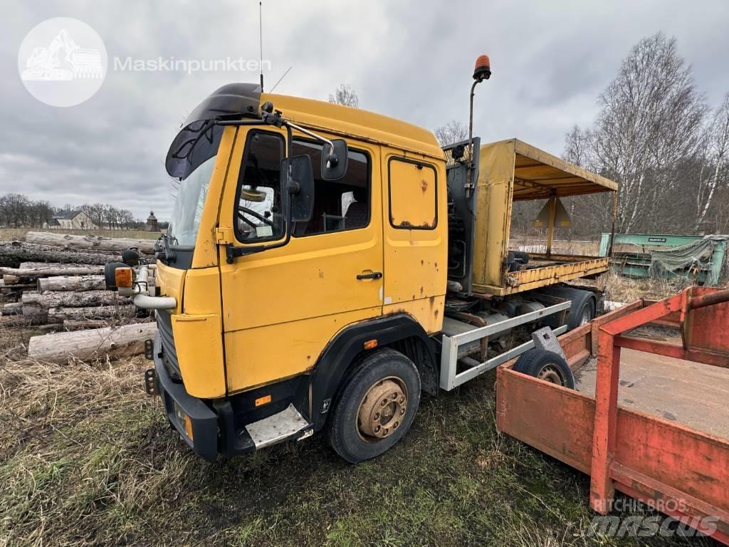 Mercedes-Benz 1117 L Vinçli kamyonlar