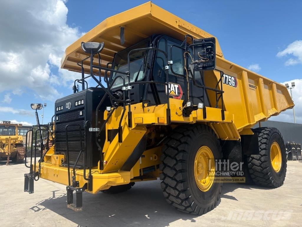 CAT 775 G Yol disi kaya kamyonu