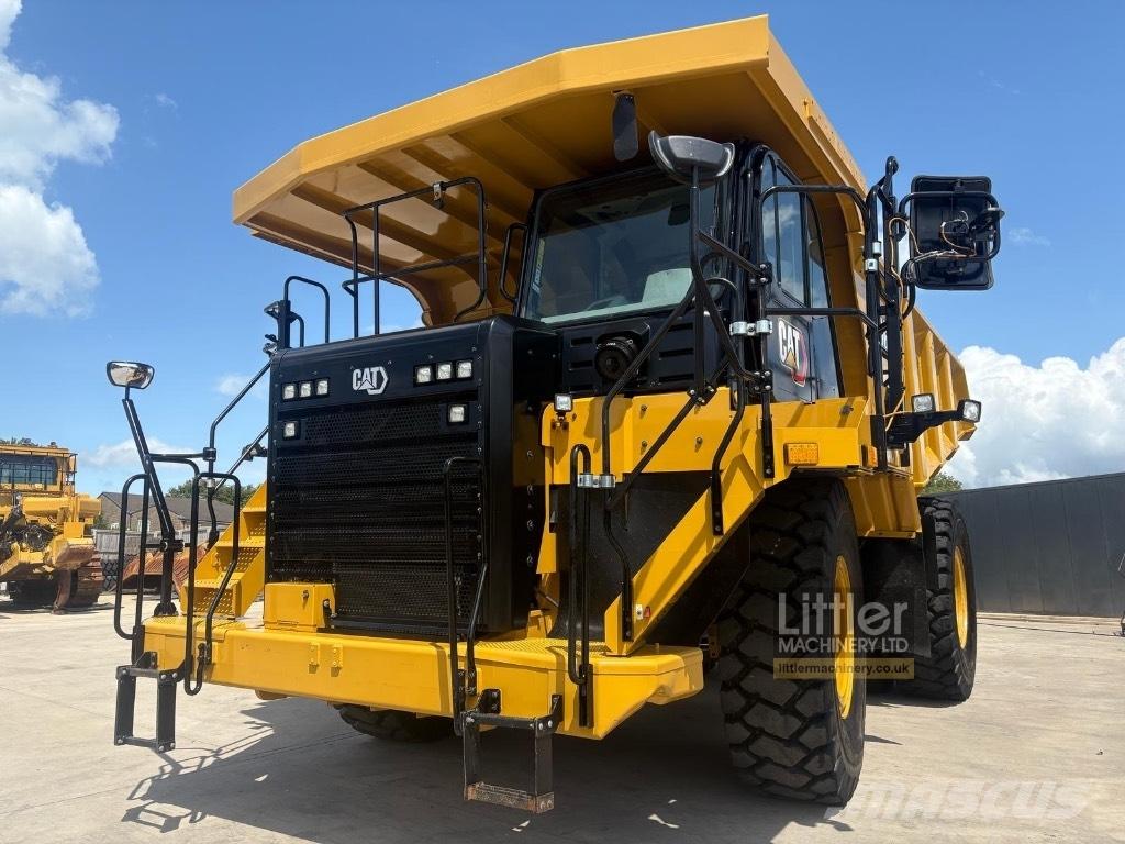CAT 775 G Yol disi kaya kamyonu
