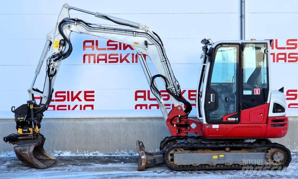 Takeuchi TB 250 Mini ekskavatörler, 7 tona dek