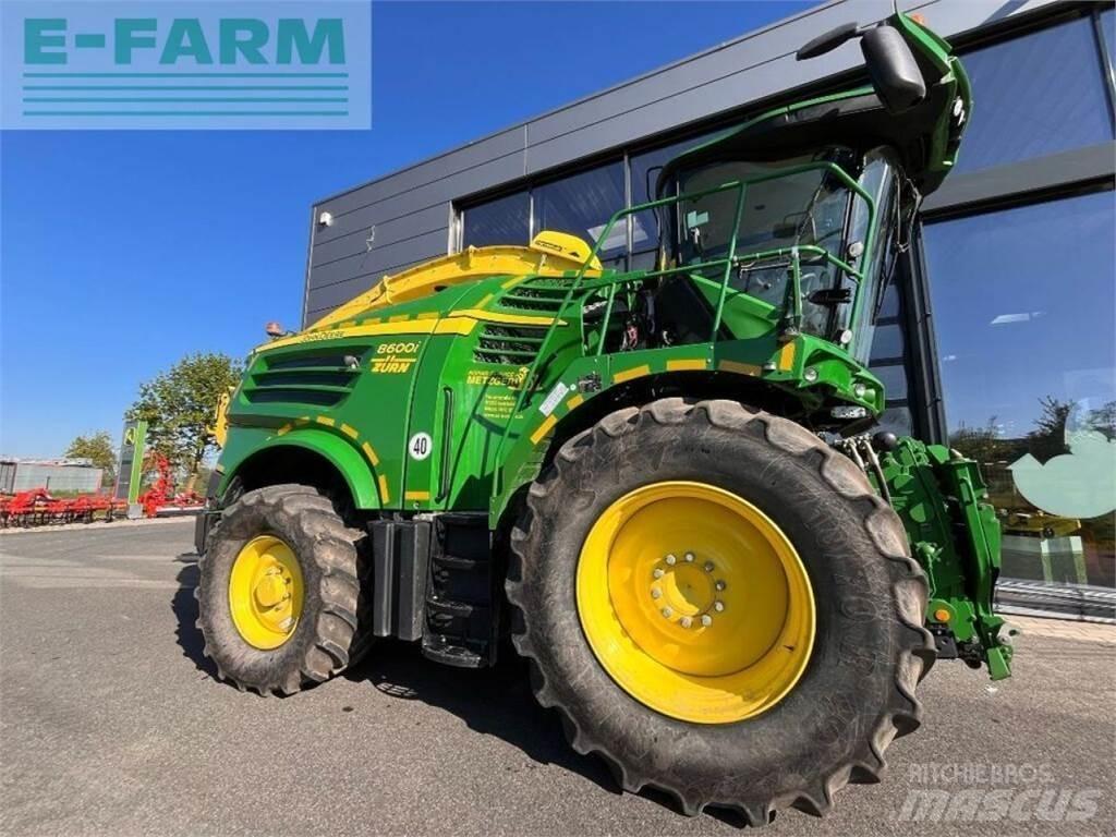 John Deere 8600 Kendi yürür silaj makinalari