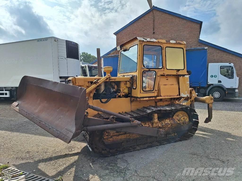 Komatsu D45-1 Paletli dozerler