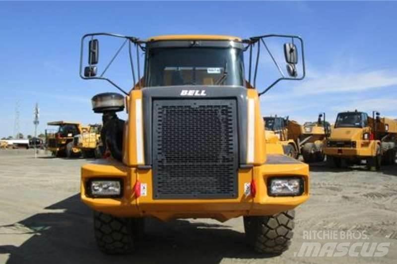 Bell B30D Belden kirma kaya kamyonu