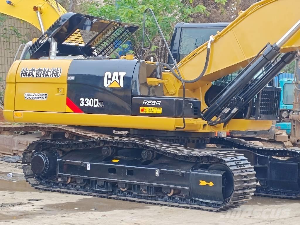 CAT 330D2L Paletli ekskavatörler