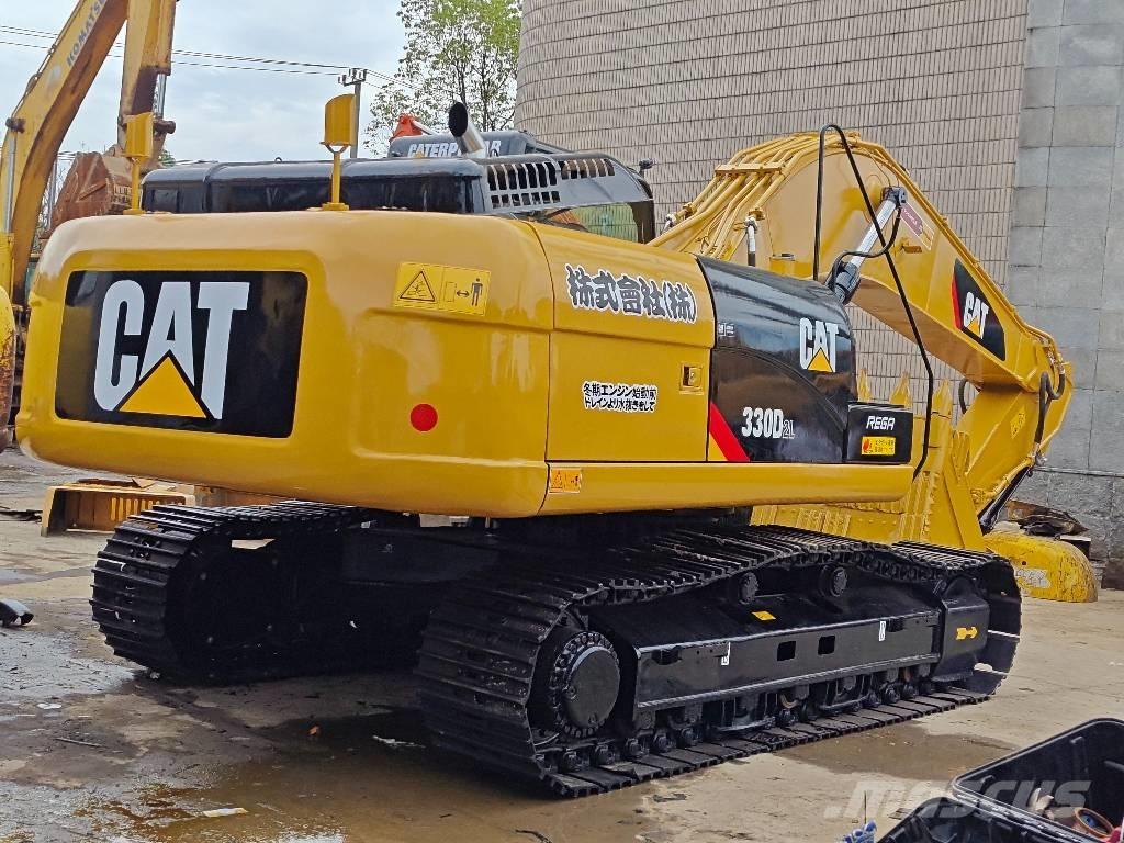 CAT 330D2L Paletli ekskavatörler