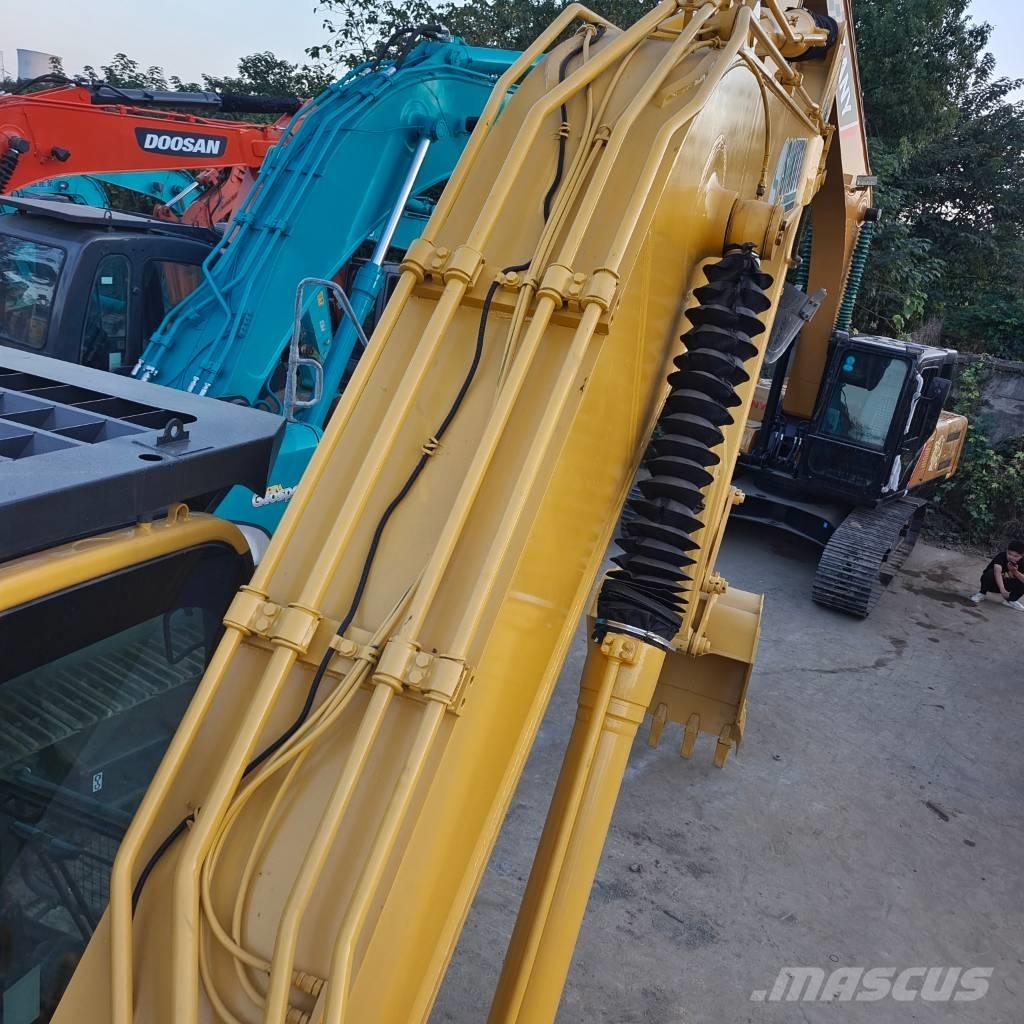Komatsu PC 200-8 Paletli ekskavatörler