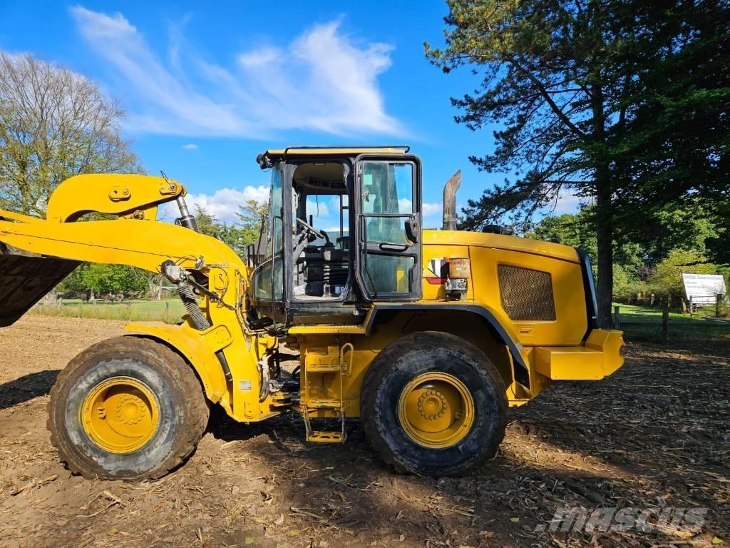 CAT 930 M Tekerlekli yükleyiciler
