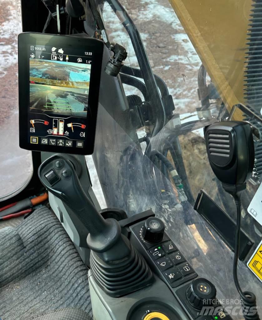 CAT 340 Paletli ekskavatörler