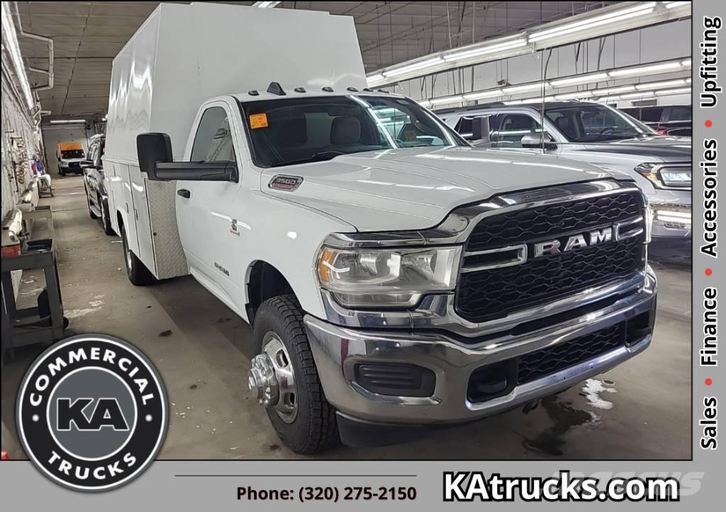 RAM 3500 TRADESMAN Pikaplar