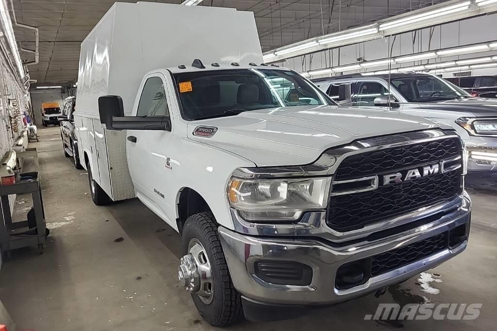 RAM 3500 TRADESMAN Pikaplar