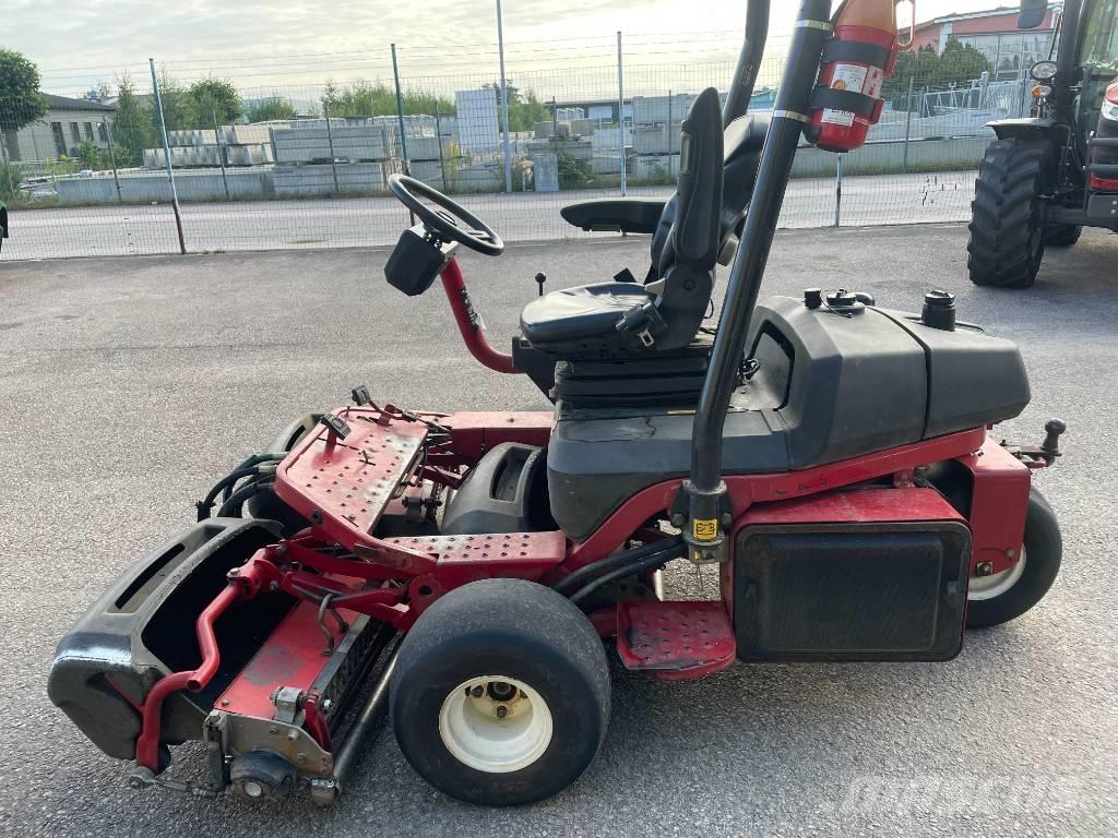 Toro GR3250 Mobil çim biçme makineleri