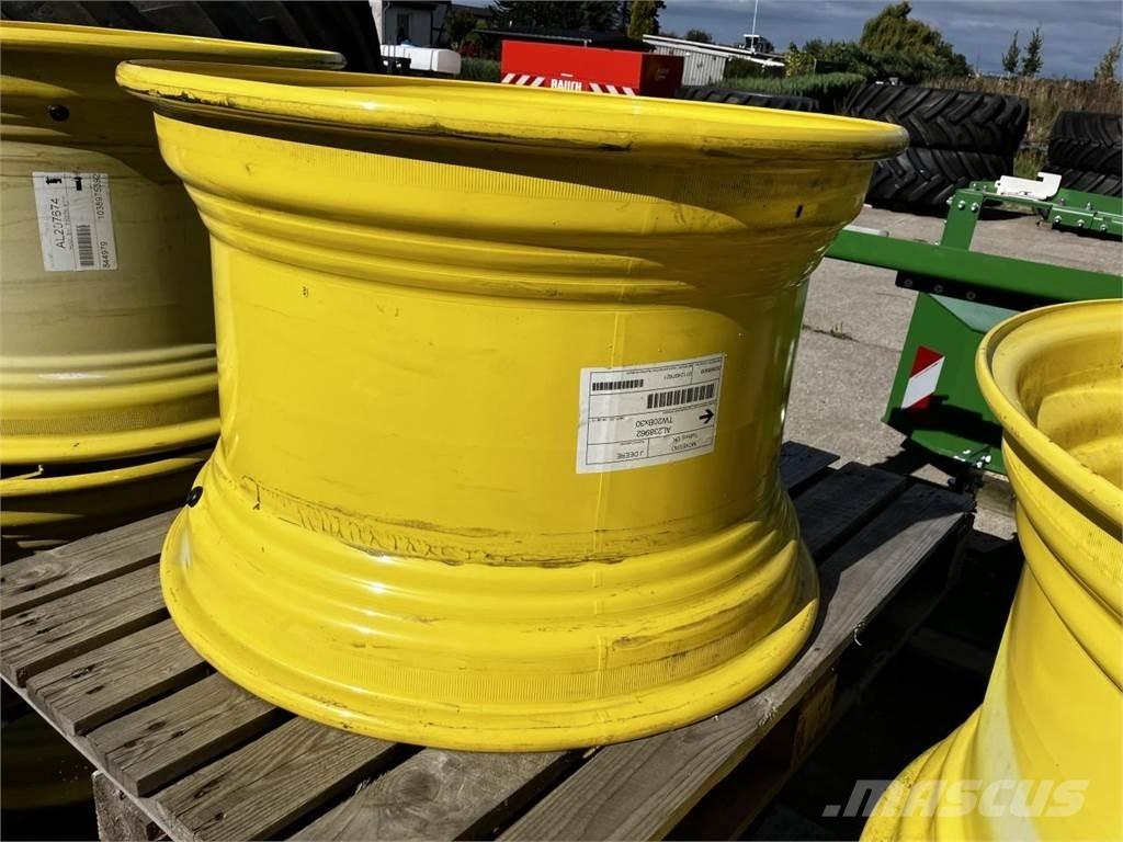 John Deere 20x30 Tekerlekler