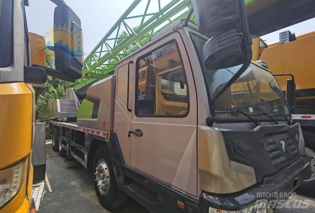 Zoomlion ztc 251v Yol-Arazi Tipi Vinçler (AT)
