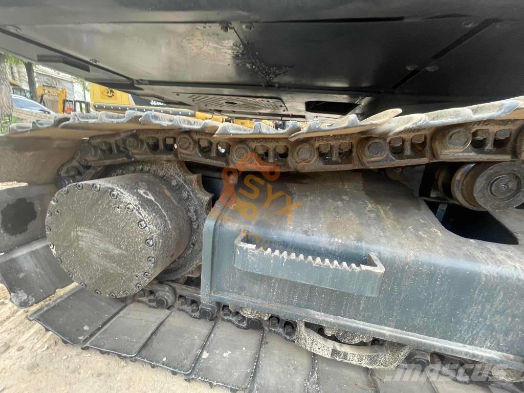 Hyundai Robex 220 Paletli ekskavatörler