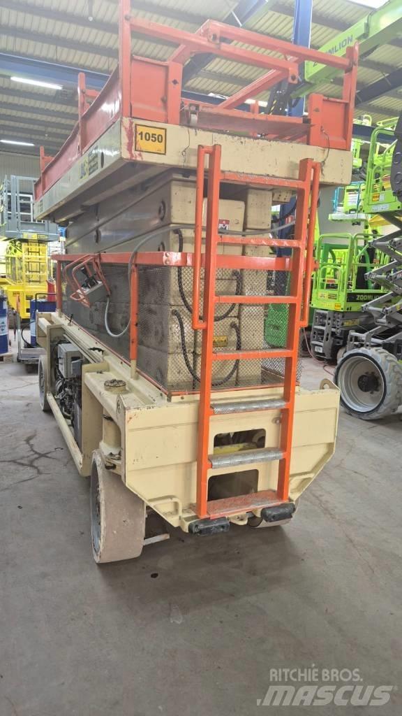JLG 180-12 Makasli platformlar