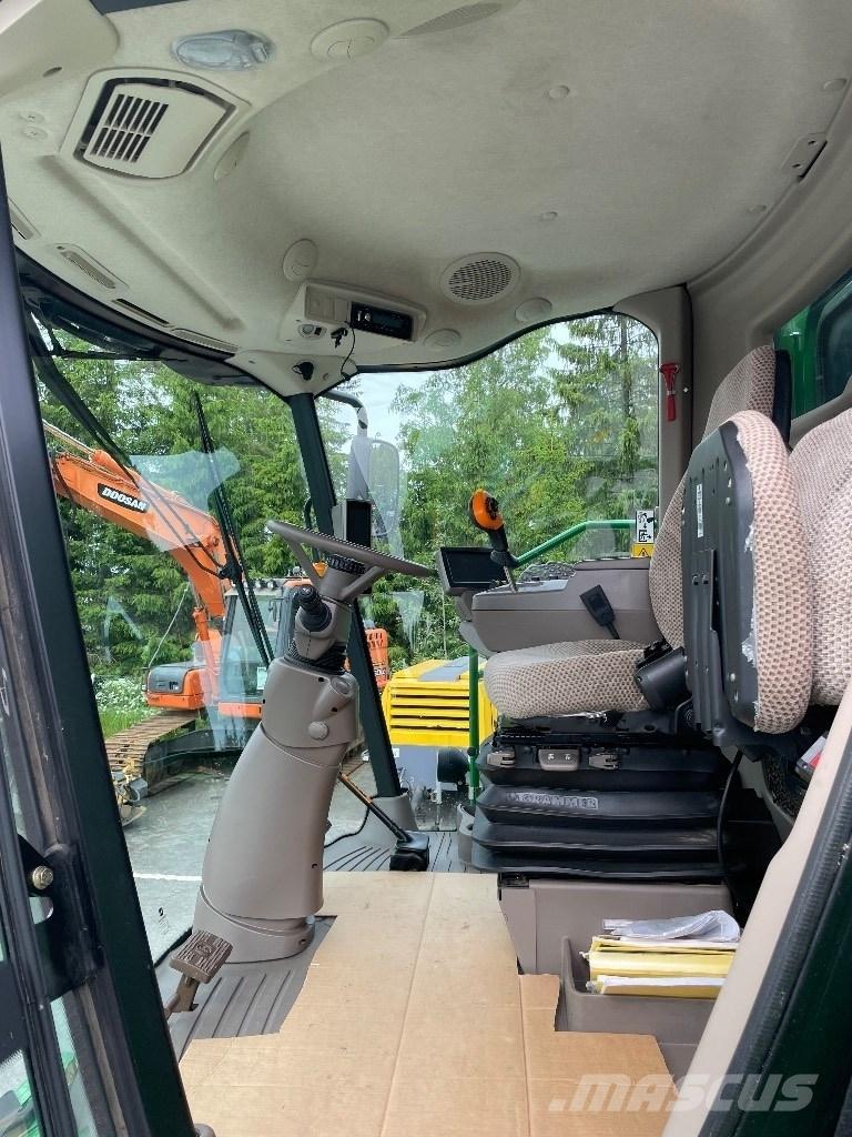 John Deere W 540 Biçerdöverler