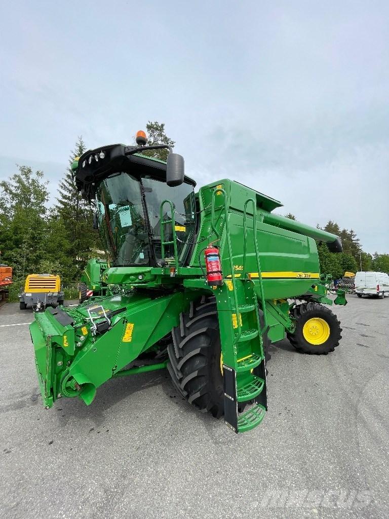 John Deere W540 Biçerdöverler