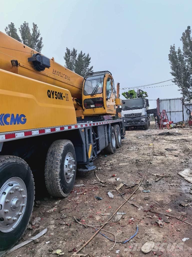 XCMG 50K Yol-Arazi Tipi Vinçler (AT)