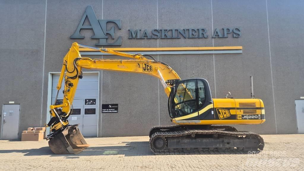 JCB JS 220 LC Paletli ekskavatörler