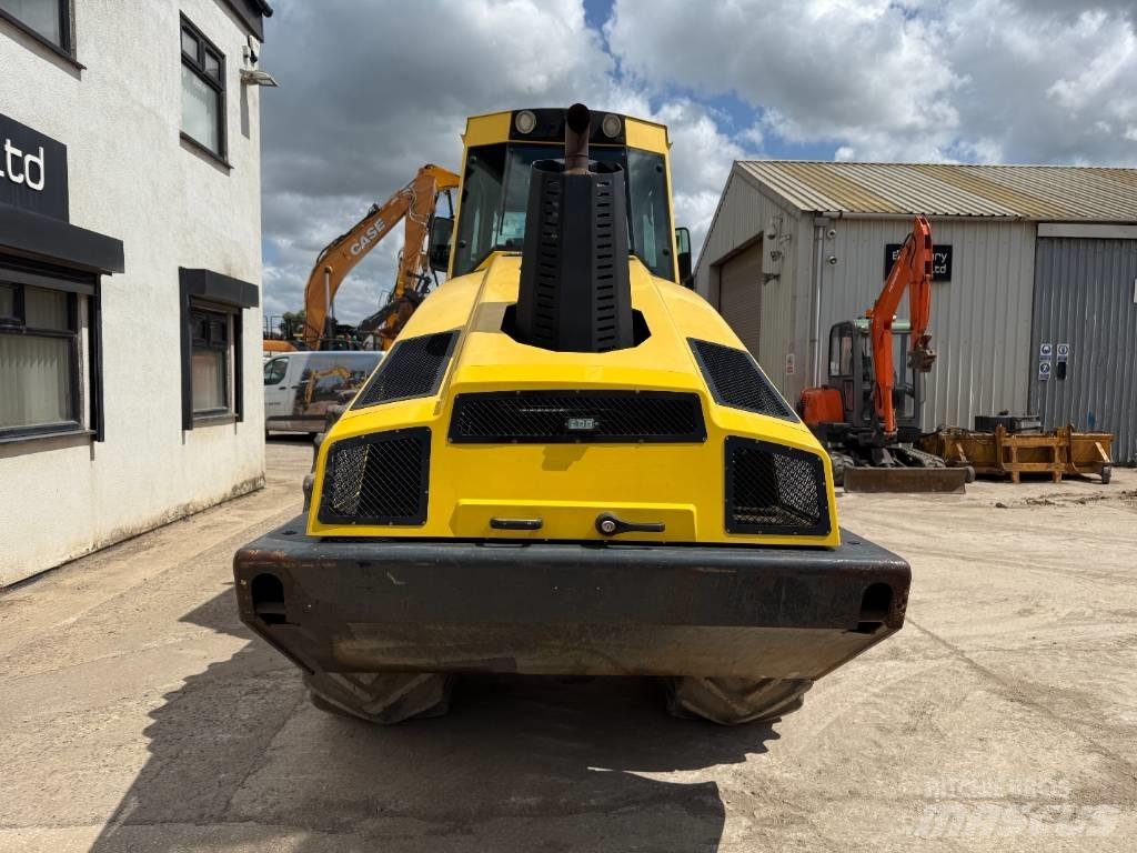 Bomag 213 DH-4i Tek tamburlu silindirler