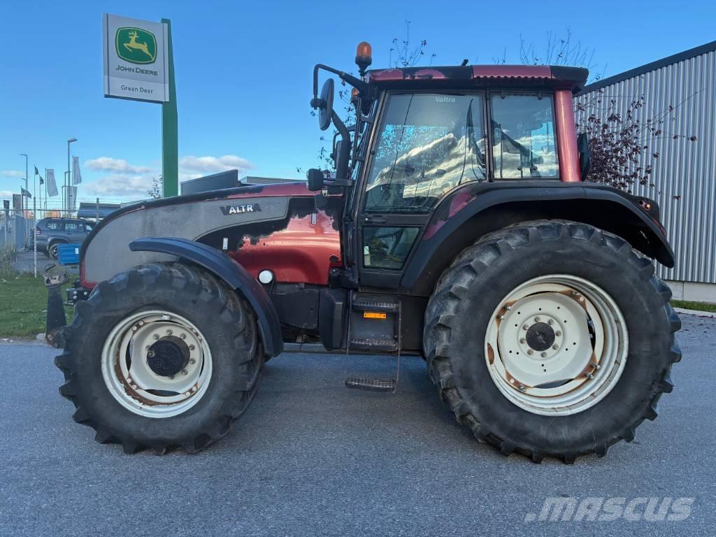 Valtra Traktor T 140 Traktörler
