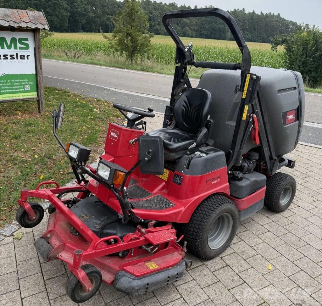 Toro PRO Line H 800 Üzerinde durulan çim biçme makineleri