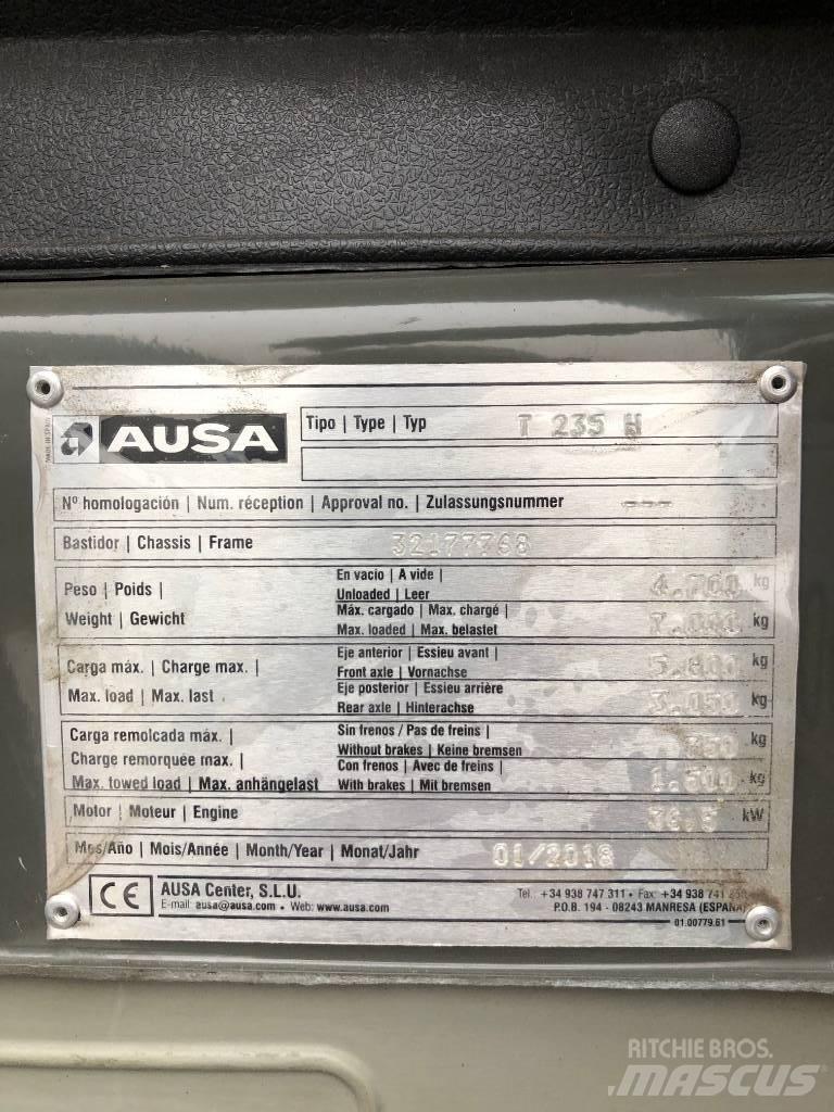 Ausa T 235 H Teleskopik yükleyiciler