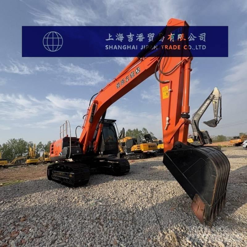 Hitachi ZX 200 Paletli ekskavatörler