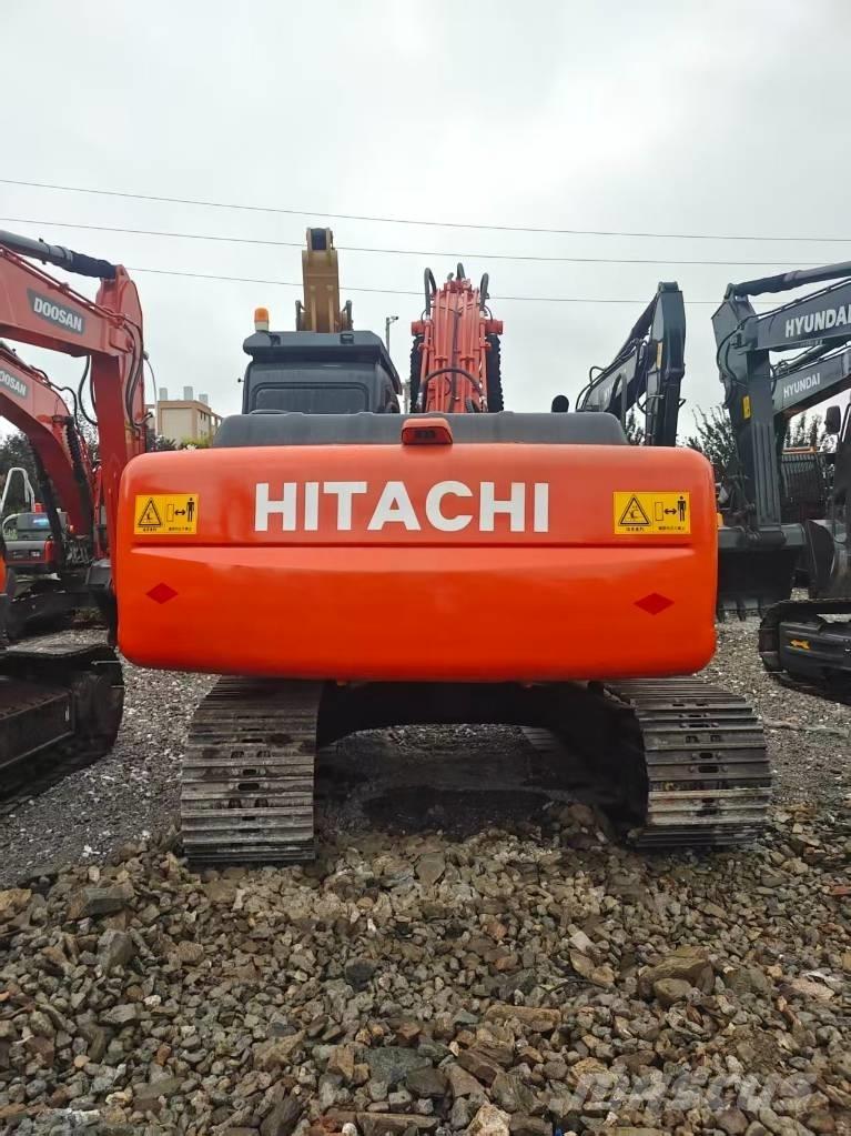 Hitachi ZX 200 Paletli ekskavatörler