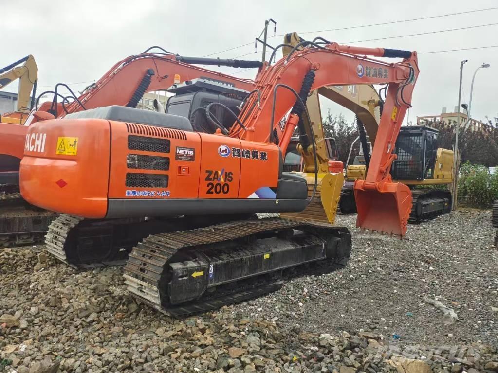Hitachi ZX 200 Paletli ekskavatörler