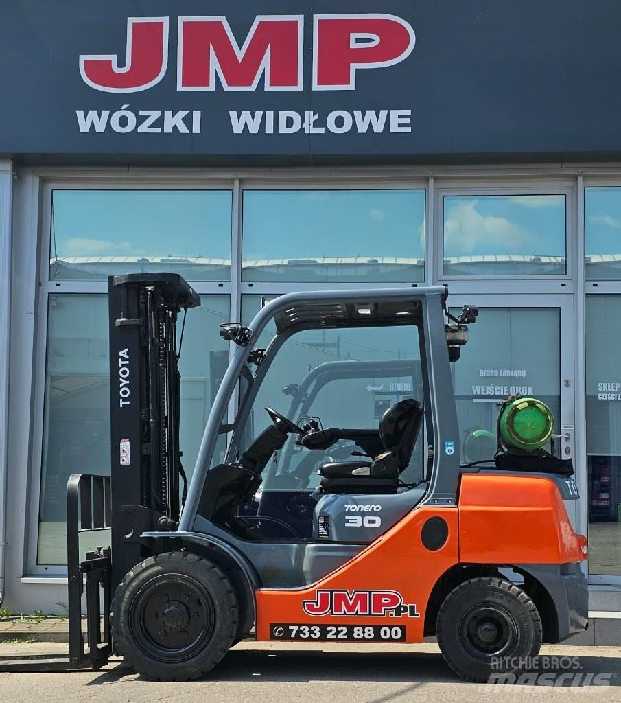 Toyota 8 FG 30 F LPG'li forkliftler