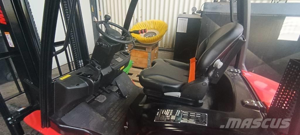 Manitou MI 25 Dizel forkliftler