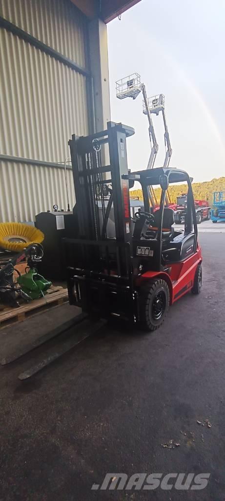 Manitou MI 25 Dizel forkliftler