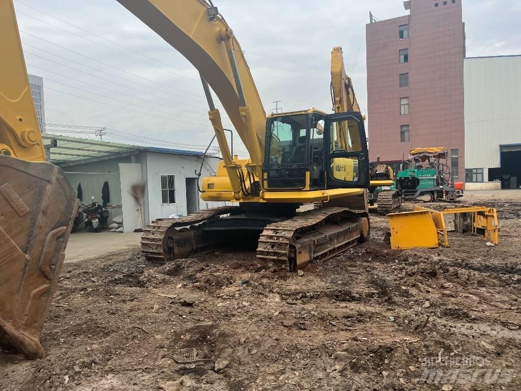 Komatsu PC450-8 Paletli ekskavatörler