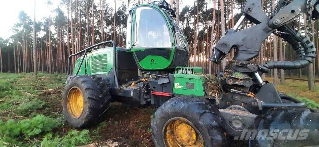 John Deere 1270 E Biçerdöverler