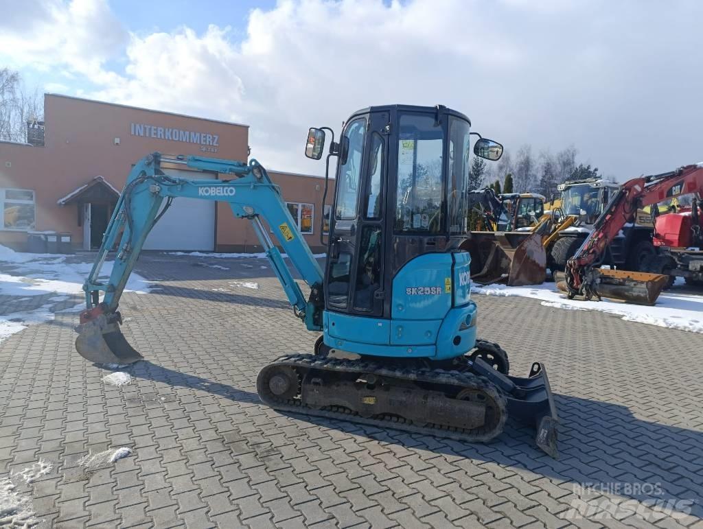 Kobelco SK 25 SR Mini ekskavatörler, 7 tona dek