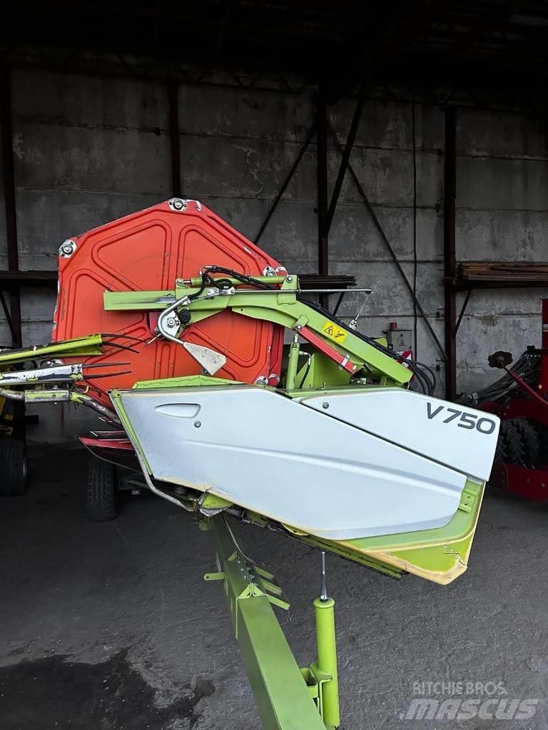 CLAAS Tucano 480 Biçerdöverler