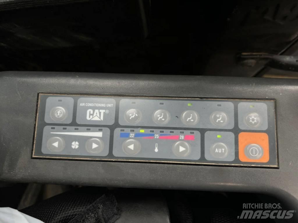 CAT 321D LCR Paletli ekskavatörler