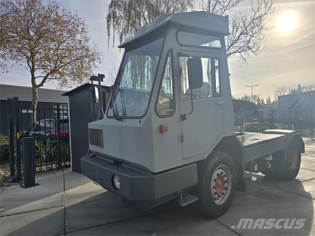  [div] DAF TT2100DH Terminal çekiciler