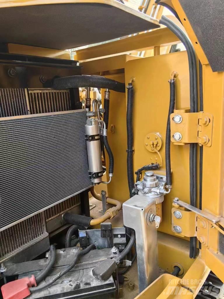 CAT 307E2 Mini ekskavatörler, 7 tona dek