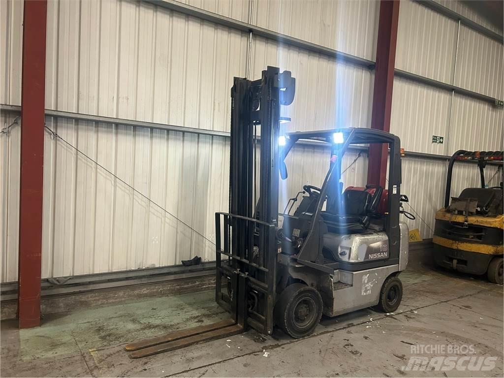 Nissan P1D1A18LQ LPG'li forkliftler
