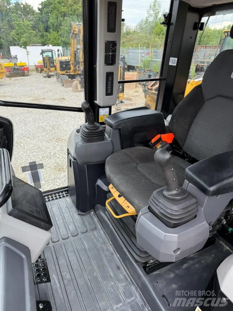 CAT 953 - 12 Paletli yükleyiciler