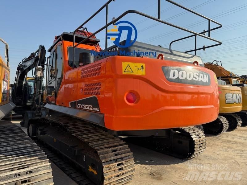 Doosan DX 300LC-9C Paletli ekskavatörler