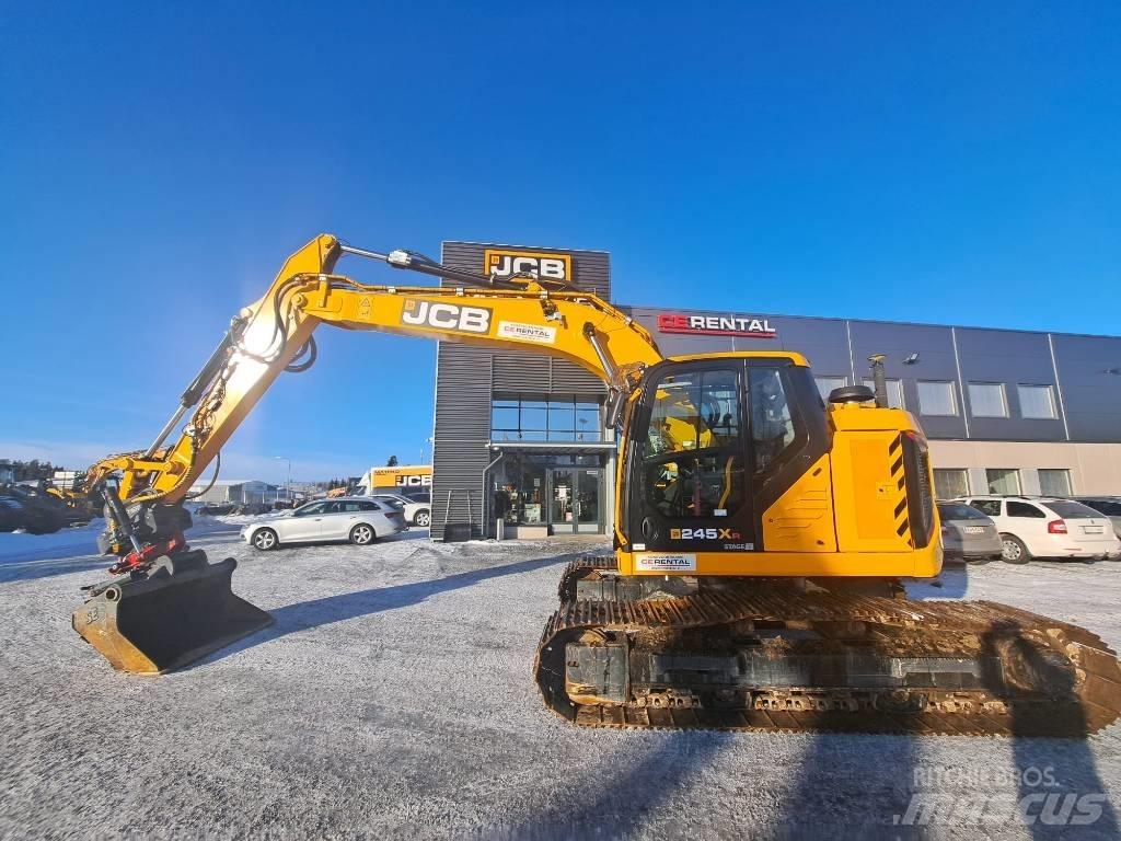 JCB 245 XR Paletli ekskavatörler