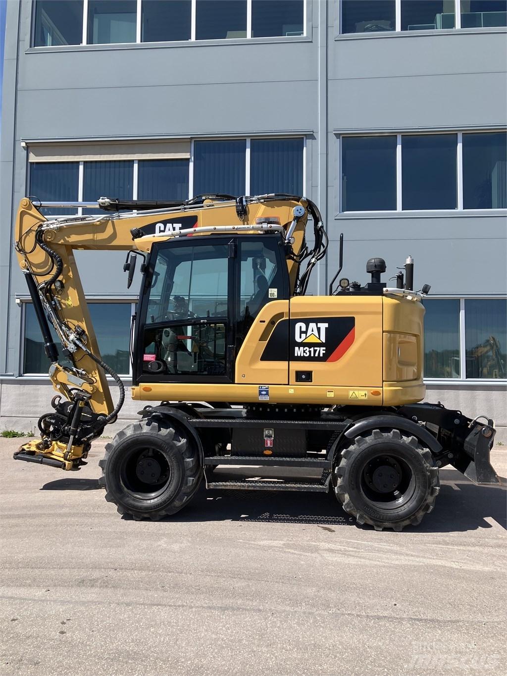 CAT 317 F Lastik tekerli ekskavatörler